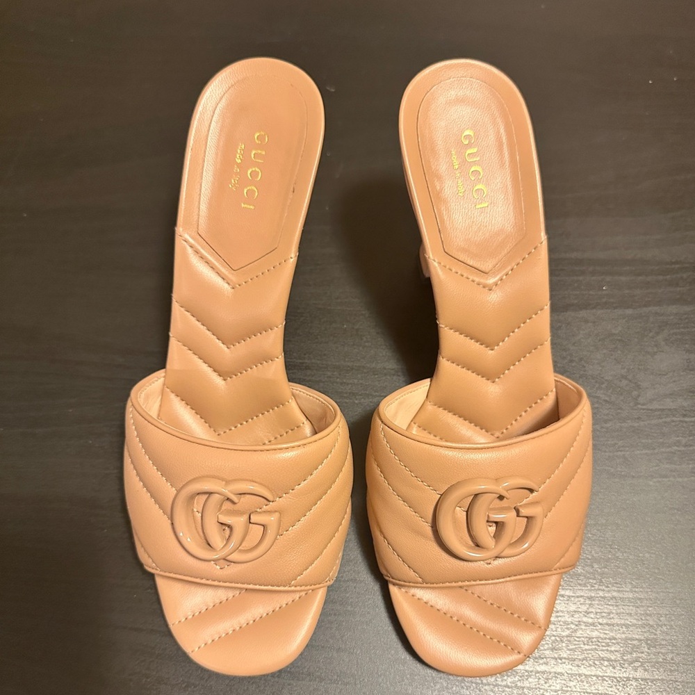 Gucci Nappa Matelasse Quilted GG Marmont Leather Sandals